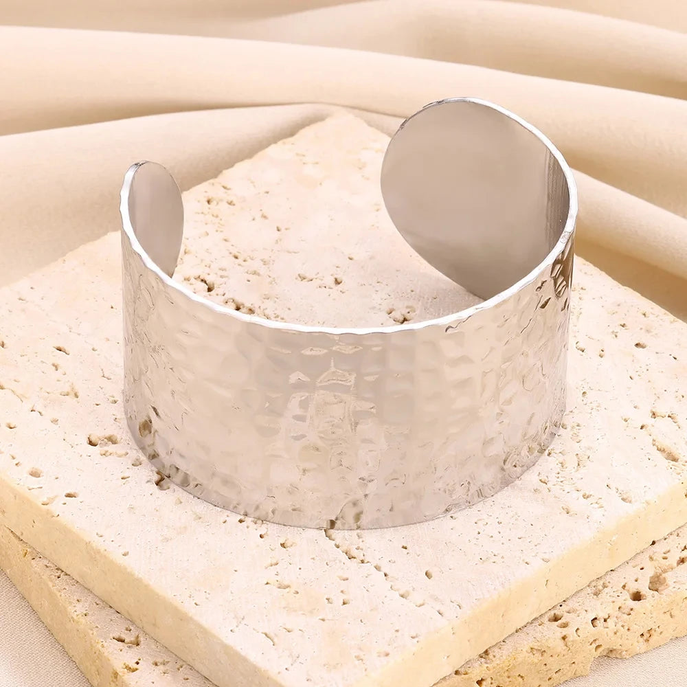 Radiance Loop Bangle