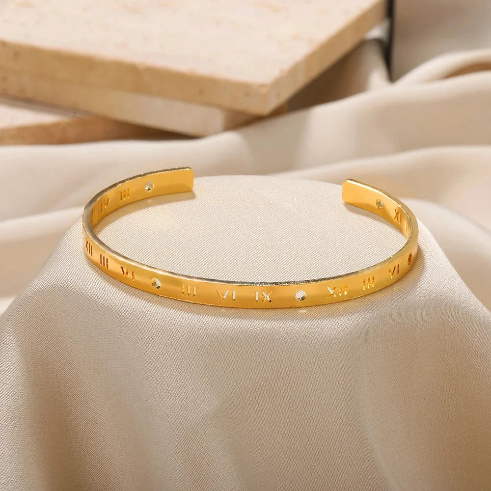 Radiance Loop Bangle