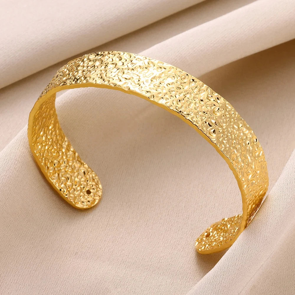 Radiance Loop Bangle