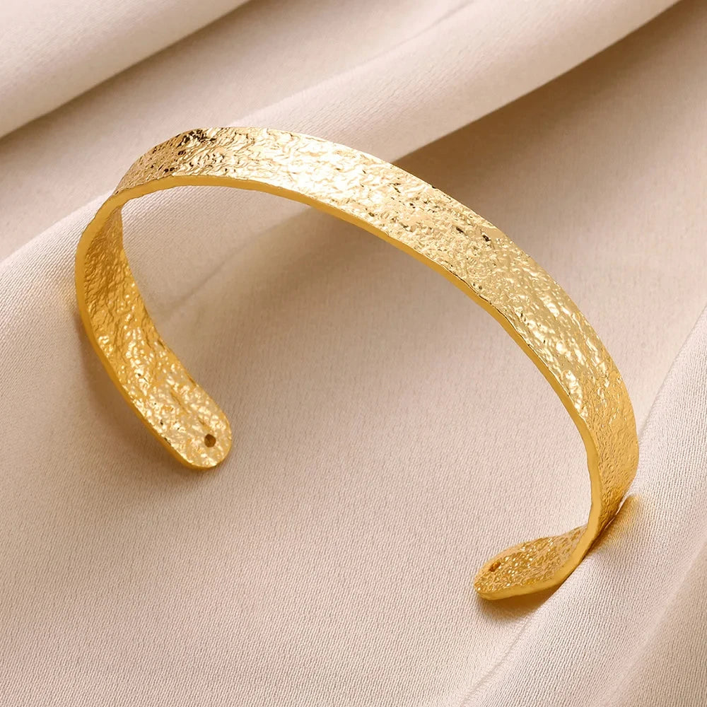 Radiance Loop Bangle